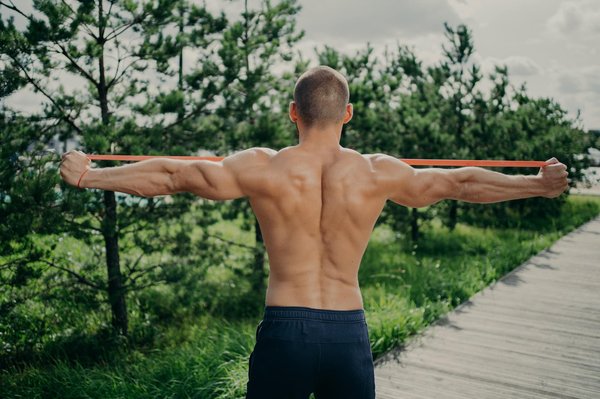 Élastiques de traction : l'accessoire incontournable pour progresser rapidement !